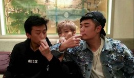 邓超综艺爆料抽烟视频播放