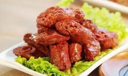 武汉鸭脖爆料事件视频,食品安全问题再引关注